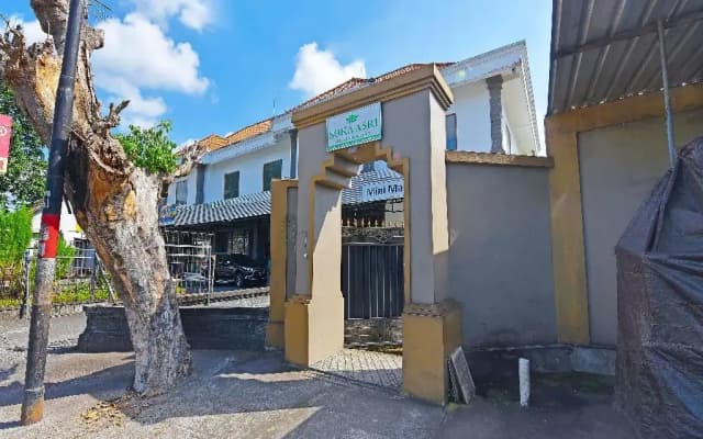 OYO 90967 Soka Asri Guest House