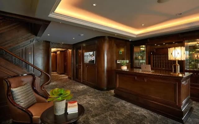 Paradise Grand Cruise Lan Ha Bay