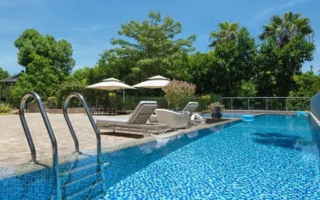 Seaside Seclusive Mansion