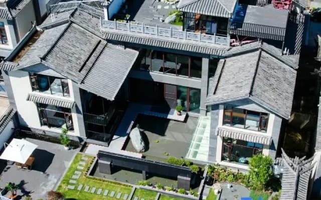 Dali Mountain Sea Cloud Residence Sea View Resort Hotel
