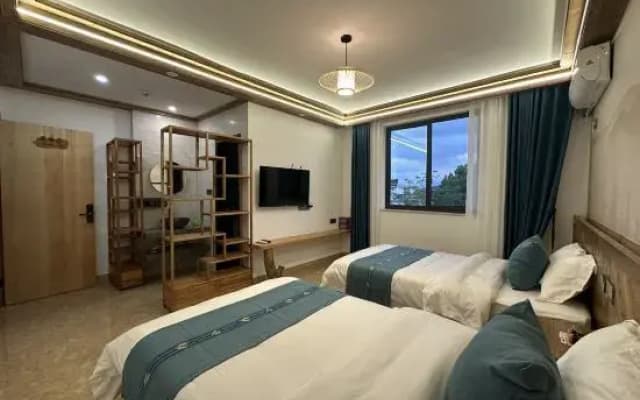 Tiantai Xianren Valley Modern Scenic View Luxury Homestay (Tiantai Grand Waterfall Branch)
