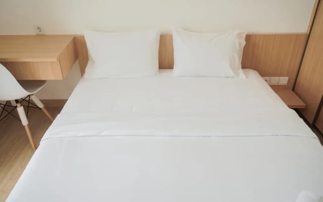Fully Furnished with Cozy Design 2BR at Sky House BSD Apartment