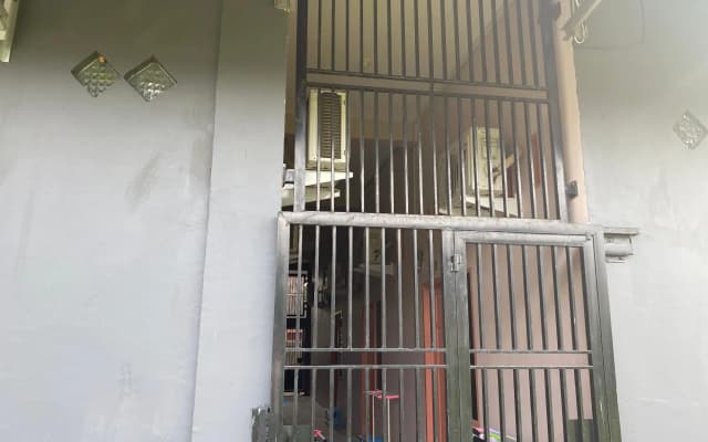 Hotel O Almeerah Homestay Syariah Near RS Hermina