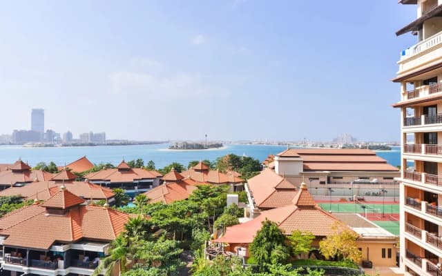 Anantara Residences - Beachfront - Private Beach and Lagoon Pool