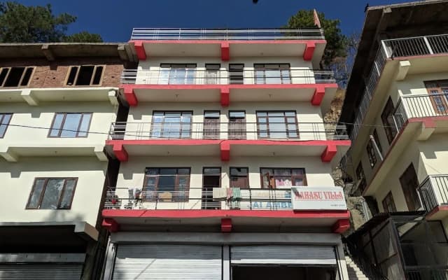 OYO 24660 Mahasu Villa