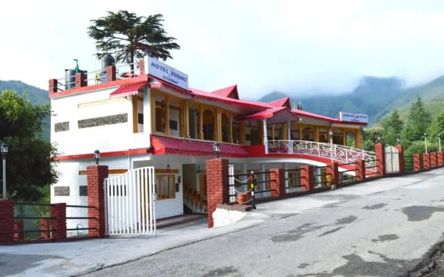 Hotel Burans And Restaurant