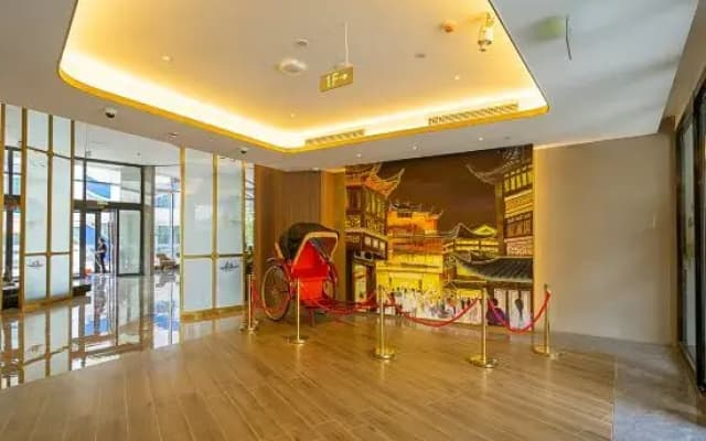 Shanghai Baolong Home Hotel (Ma'anshan Dangtu East Station Branch)