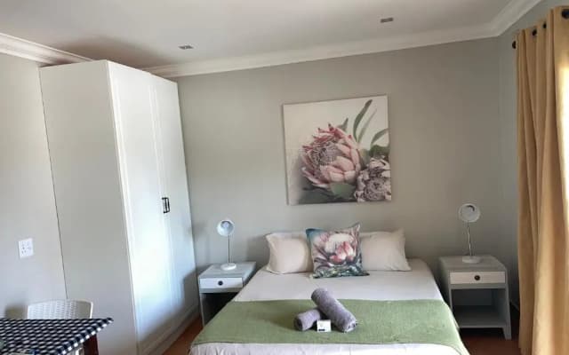 Guest house on Gillian Unit 3