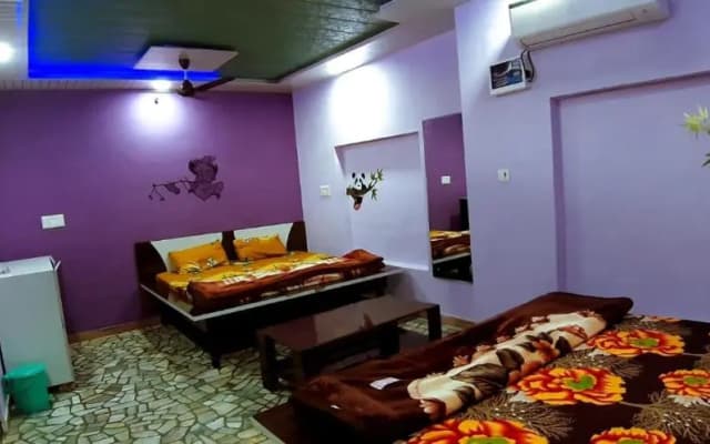 Blue Eye Backpackers Hostel