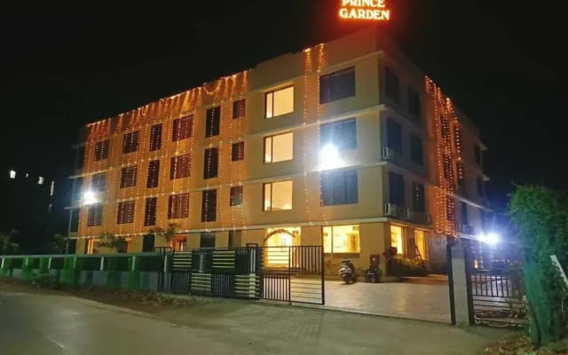 Hotel Prince Garden Daman