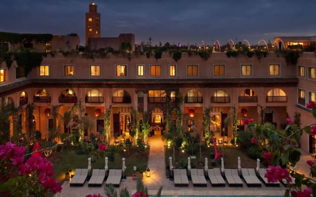 Отель Les Jardins De La Koutoubia