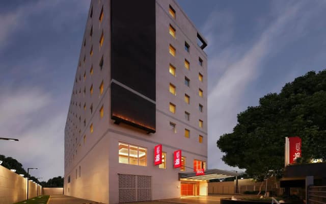ibis Coimbatore City Centre Hotel