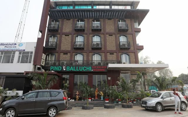 OYO 23673 Hotel Jodhaa The Great