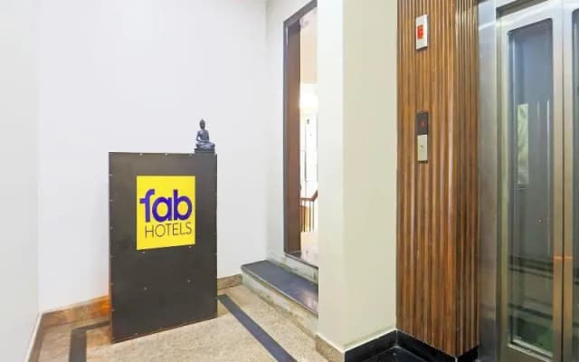 Fabhotel The Hide Away