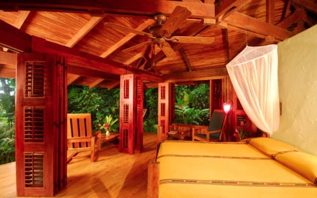 Playa Nicuesa Rainforest Eco Sanctuary