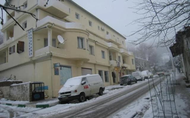 Ra Sidence Panorama