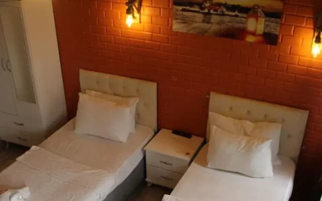 Taksim BrickTown Suite