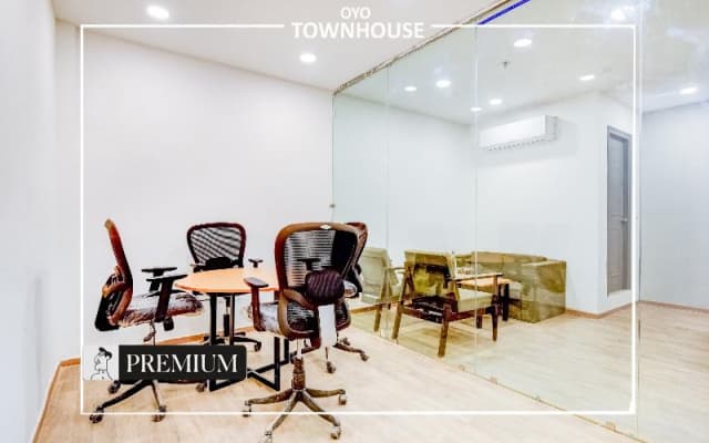 Oyo Townhouse 225 Ashiyana Mukut Bazar