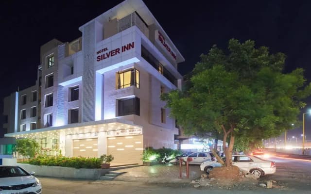 Hotel Silver Inn