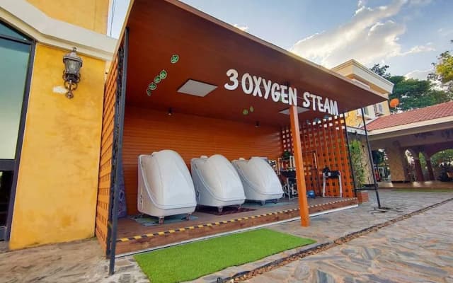 Grand Smile Wellness Resort