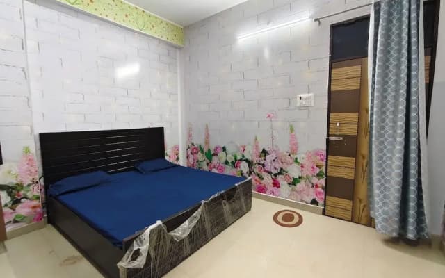 Gauri Shankar P Guest house