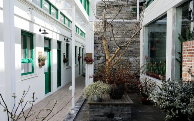 Peking Station Hostel