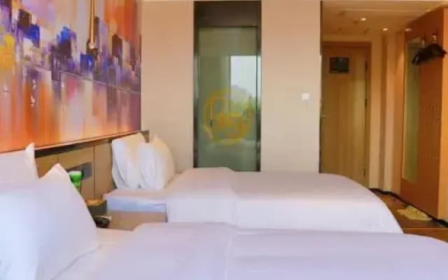 VX Fuyang Railway Station Beijing East Road Hotel