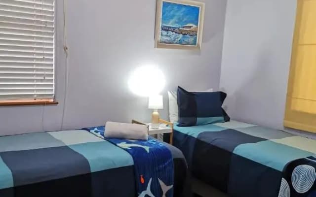 Point Village Accommodation - Annie-Ben 2