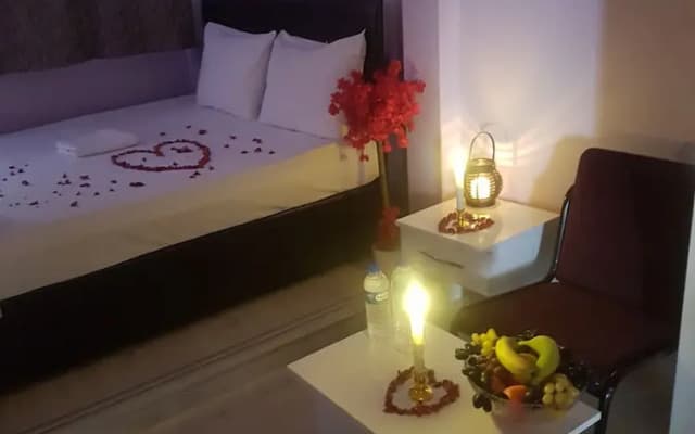 Derya Otel