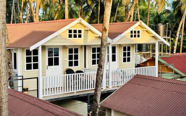 Cocos Beach Resort