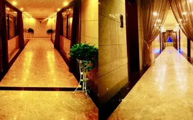Moke Hotel