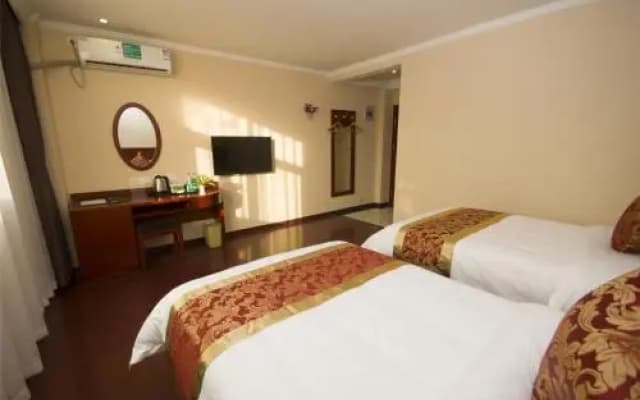 GreenTree Inn ZhangJiaKou North Zuanshi Road Yanchang Shell Hotel