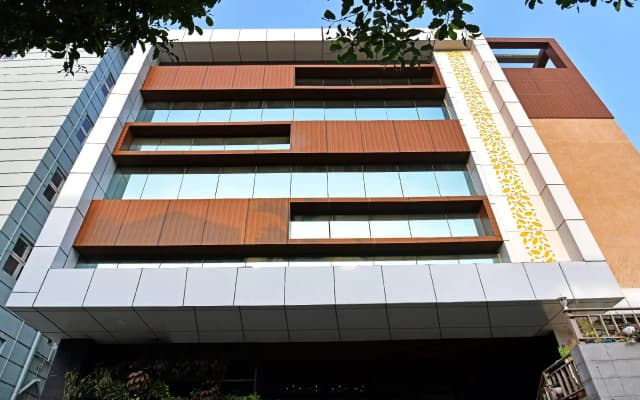 Treebo Lazystay Grand Patia