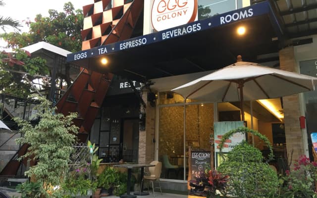 Egg Colony Hotel