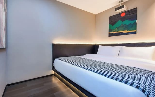 Enji M Hotel-Jiefangbei Hongyadong