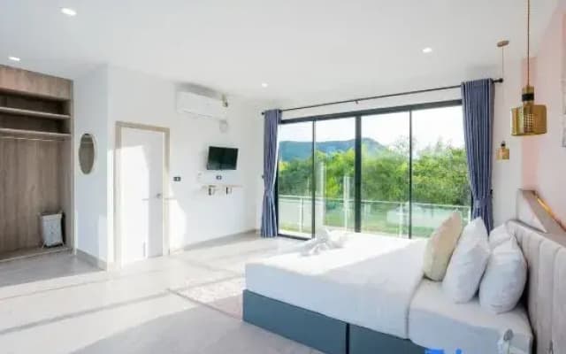 Dolla PoolVilla Pattaya  Bang Saray Beach 1 km.