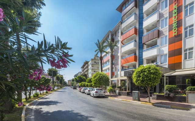 Lonicera City Hotel