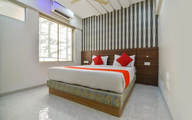 OYO Flagship 70715 Sunshine Inn