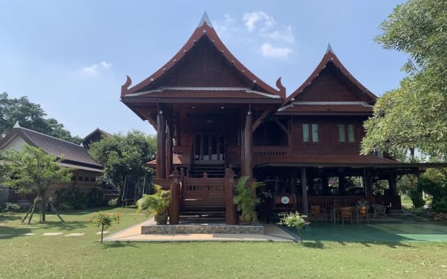 Ban Suan Bang Toei Homestay