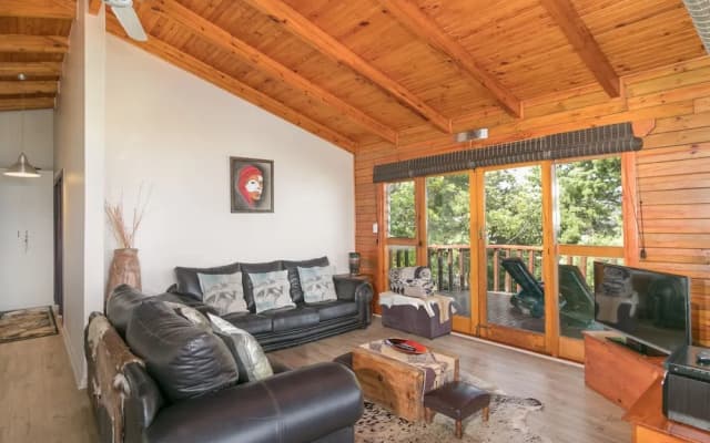 Knysna Lodge Self Catering Accommodation