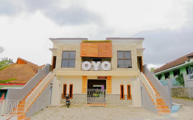 Hotel O Queen Homestay