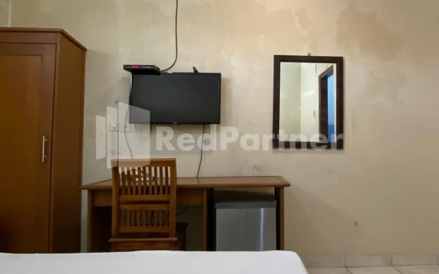 Hotel Kurnia @ Jln Pemuda Blora RedPartner