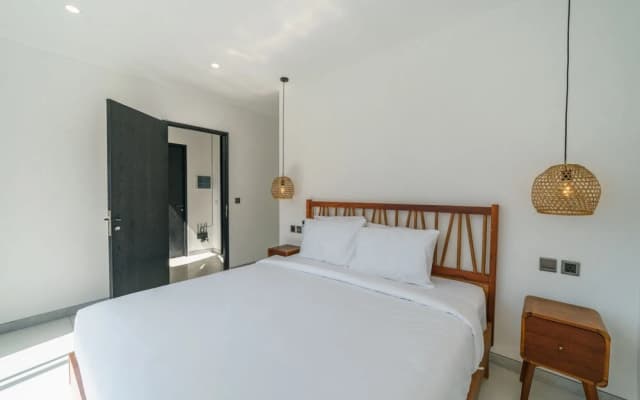 Villa Vantage 7