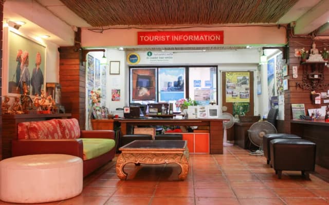 Villa Cha Cha Banglumphu