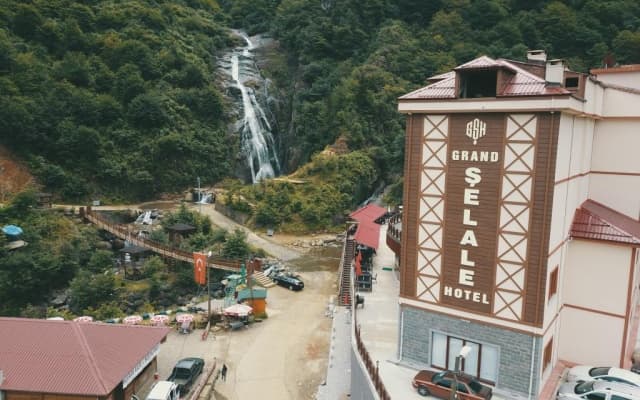 Grand Selale Hotel