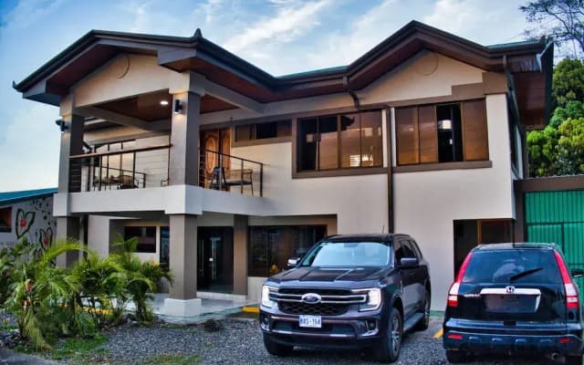 Ceiba Eco Hostel