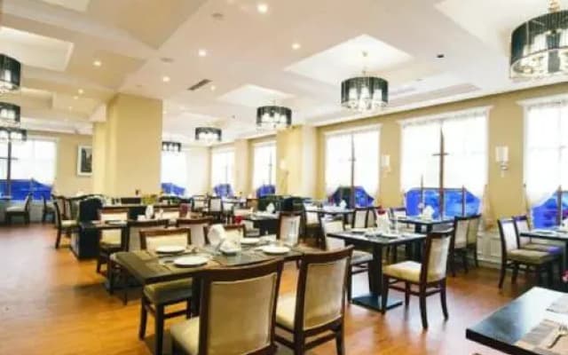 Huijin Holiday Hotel