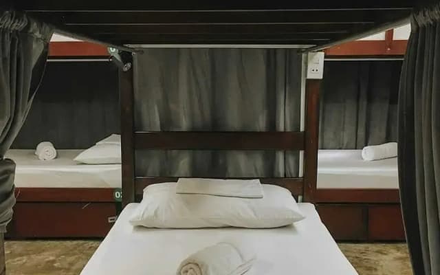 Teofel Hostel by Hiverooms