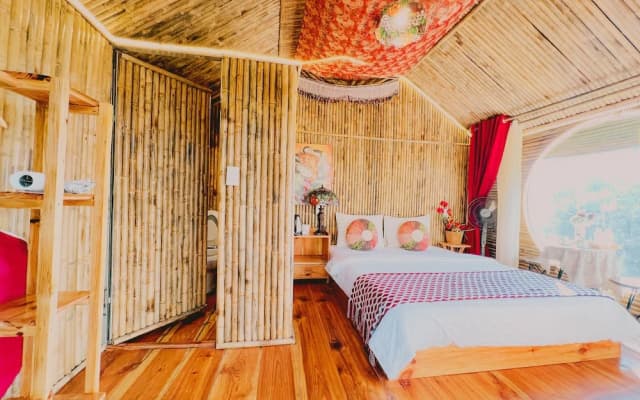 Moc Glamping & Ecohouse