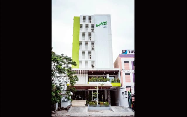 Whiz Prime Sudirman Makassar